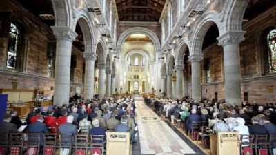 En Irlanda del Norte, por primera vez, los católicos superan a los protestantes