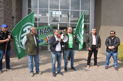 Se acelera la interna de ATE en Tucumán y una porción de la conducción empuja la salida de Marcelo «doble sueldo» Sánchez