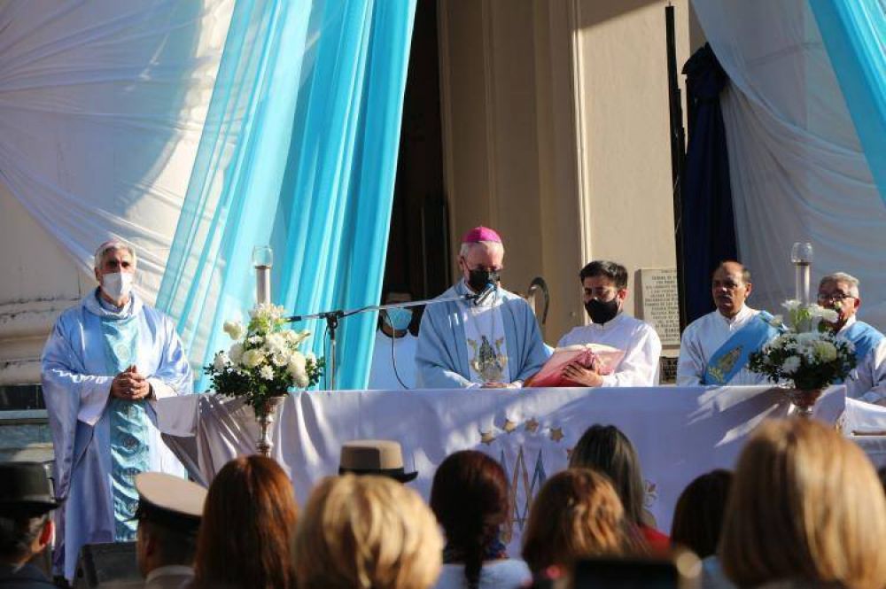 Corrientes pidi el auxilio de la Virgen de la Merced ante las pestes y calamidades de hoy