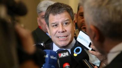 Manes bajó el tono de su crítica a Macri pero el PRO insiste: 
