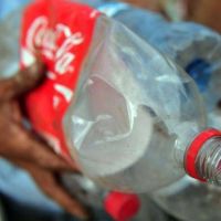 La polémica elección de Coca-Cola, uno de los principales productores de plástico, como patrocinador de la COP27