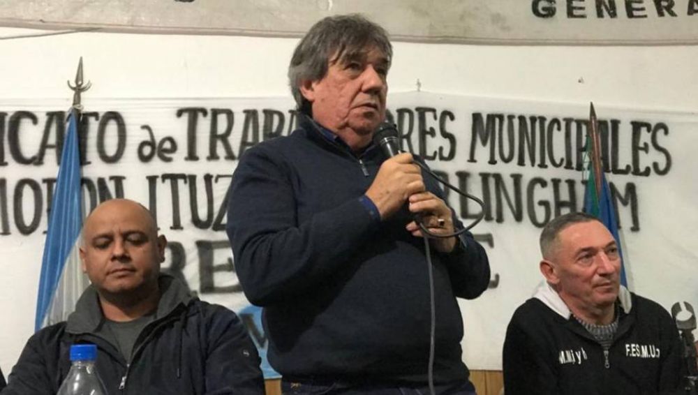 A pedido de Mximo Kirchner, Correa buscar mejorar los salarios de los municipales