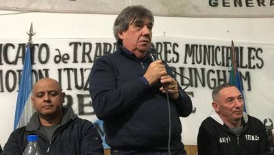 A pedido de Máximo Kirchner, Correa buscará mejorar los salarios de los municipales