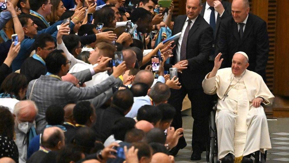 El Papa a Scalabrinianos: Es urgente anteponer la solidaridad a la indiferencia
