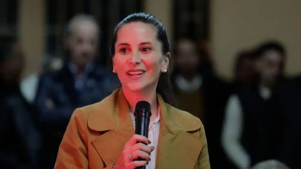 Una dirigente massista y funcionaria de Transporte ocupar� la banca de Tolosa Paz en Diputados