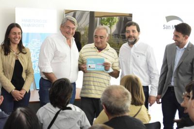 Desde San Mart�n, D�Onofrio super� los 40 mil Pases Libres Multimodales entregados en toda la Provincia