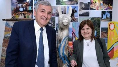 Foto de unidad de Juntos por el Cambio con mensaje a Manes y Macri