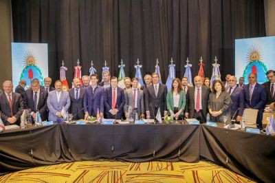 Gobernadores del Norte Grande se reúnen en Santiago del Estero