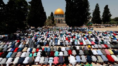 Más de 40 mil fieles realizaron la oración del viernes en la Mezquita Al-Aqsa