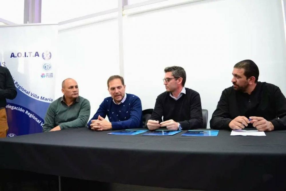 AOITA y UTN Villa Mara firmaron un convenio para impulsar una Escuela de Conductores