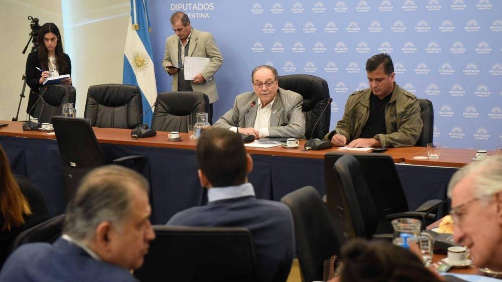 El oficialismo apura el Presupuesto 2023, frente a los reclamos de la oposicin y de gobernadores peronistas