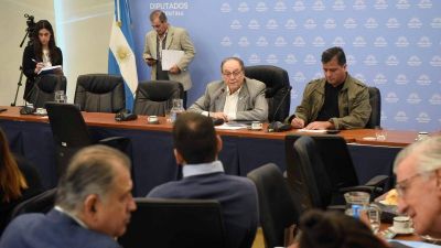 El oficialismo apura el Presupuesto 2023, frente a los reclamos de la oposición y de gobernadores peronistas
