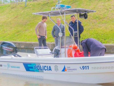 Juan Andreotti presentó una Nueva Lancha de la Policía para seguridad en Islas