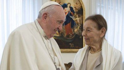 Francisco anima nuevamente a no perder la memoria del pasado