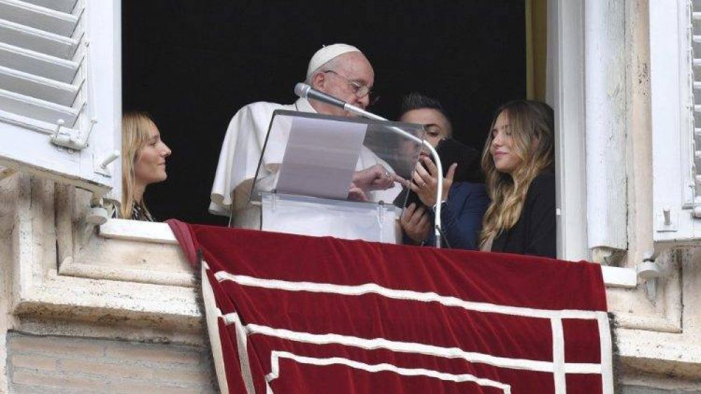 Papa Francisco se inscribe en la JMJ de Lisboa