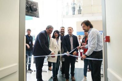 Fernando Gray y Nicolás Kreplak inauguraron consultorios de Oftalmología en el Hospital del Bicentenario de Esteban Echeverría