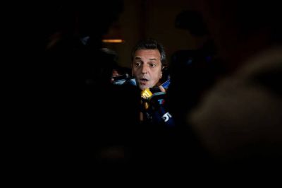 Diputados: dividida internamente, la oposici�n endurece su postura y se complica el debate del presupuesto de Massa