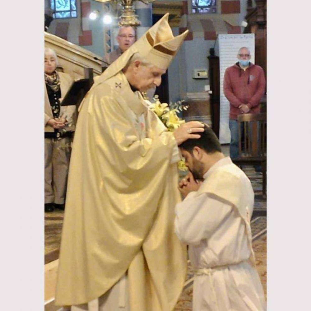 El salesiano Marco Pita Celis fue ordenado sacerdote por el cardenal Poli