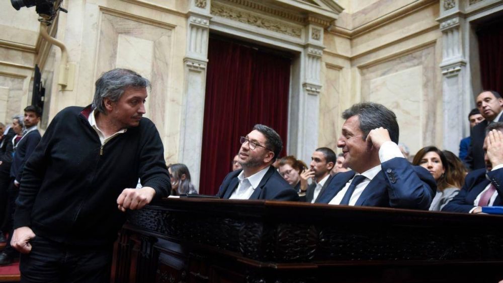 Exigen flexibilizar el bono a la indigencia y hay cruces entre M�ximo, Massa y Grabois