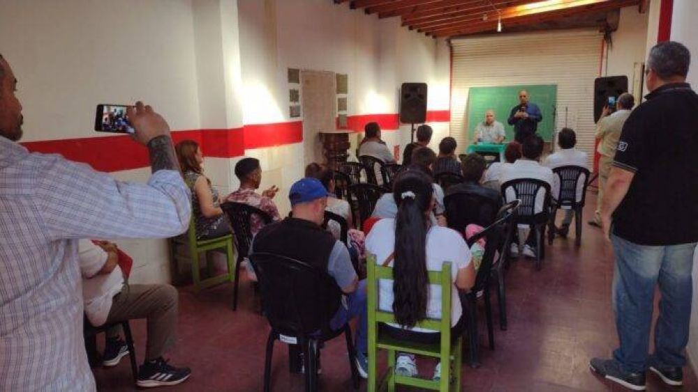 En Echeverra, el dirigente radical Fabio Abraham disert sobre seguridad y narcotrfico