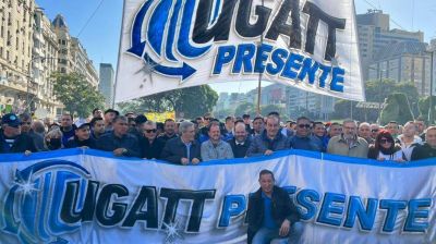Gremios nucleados en UGATT paran el martes contra Ganancias y por Bono a jubilados