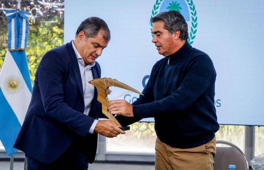 Capitanich Recibi A Rafael Correa, Expresidente De Ecuador Que Visita La Provincia