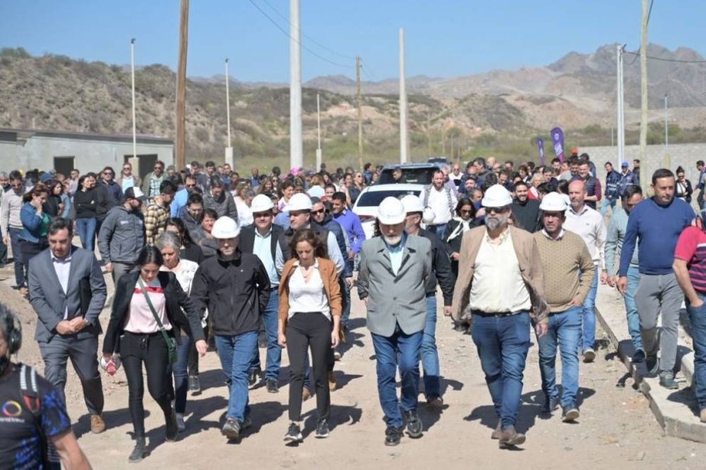 El Gobernador inici su gira por toda la provincia