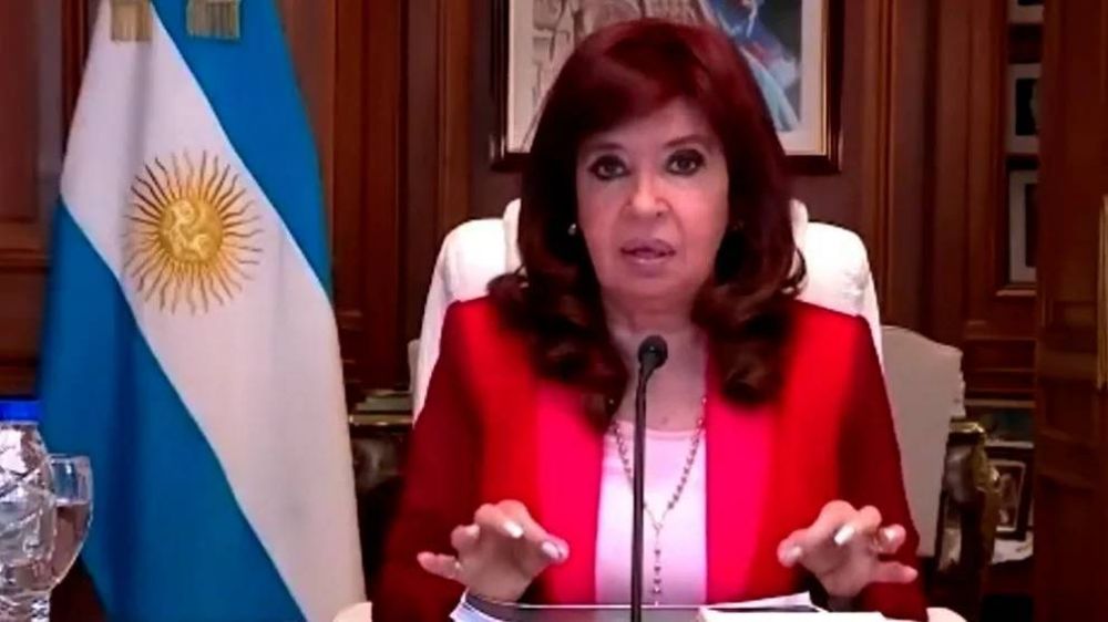 Los abogados de Cristina Kirchner le pidieron a la jueza Capuchetti medidas de prueba urgentes en la investigaci�n por el atentado