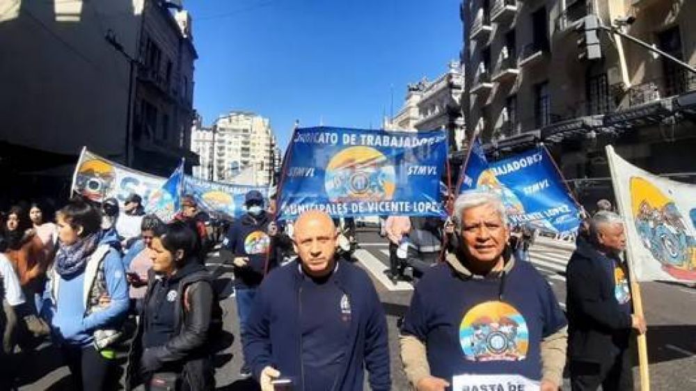 Municipales de Vicente Lpez insisten en reajustar la paritarias 2022