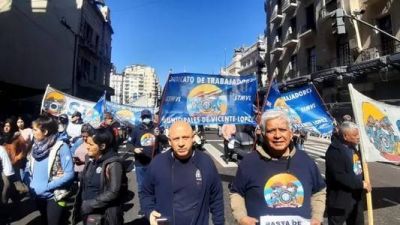 Municipales de Vicente López insisten en reajustar la paritarias 2022