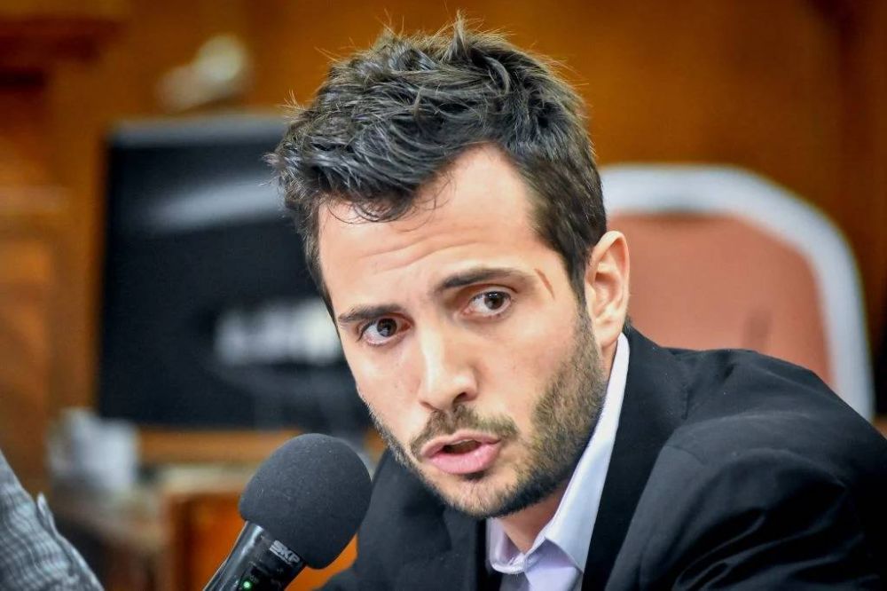 Ferlauto, tras el desalojo: �Estamos abiertos al di�logo, las familias ser�n recibidas por Desarrollo Social�