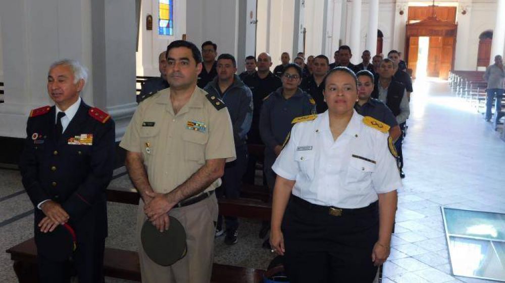 Misa por el 201 aniversario de la Polica Federal Argentina en la catedral de Goya