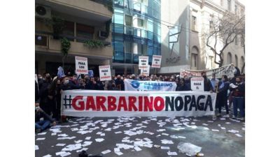 Garbarino: su dueño Carlos Rosales fue citado por la Justicia por sus deudas millonarias