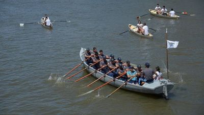 La Armada particip� de la �Remada x el Riachuelo�