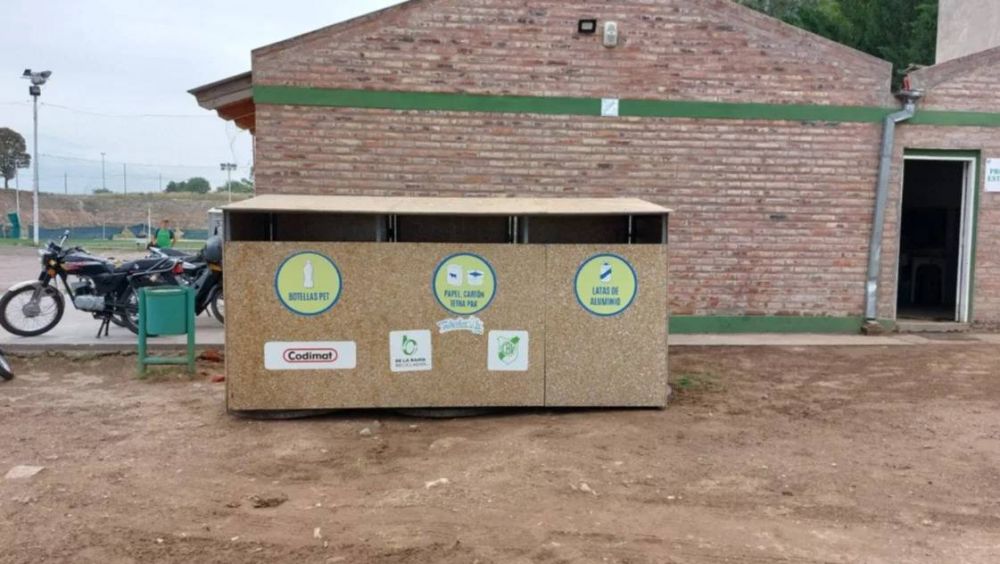 Lanzan el programa Clubes Sustentables con el aporte de una isla de reciclado