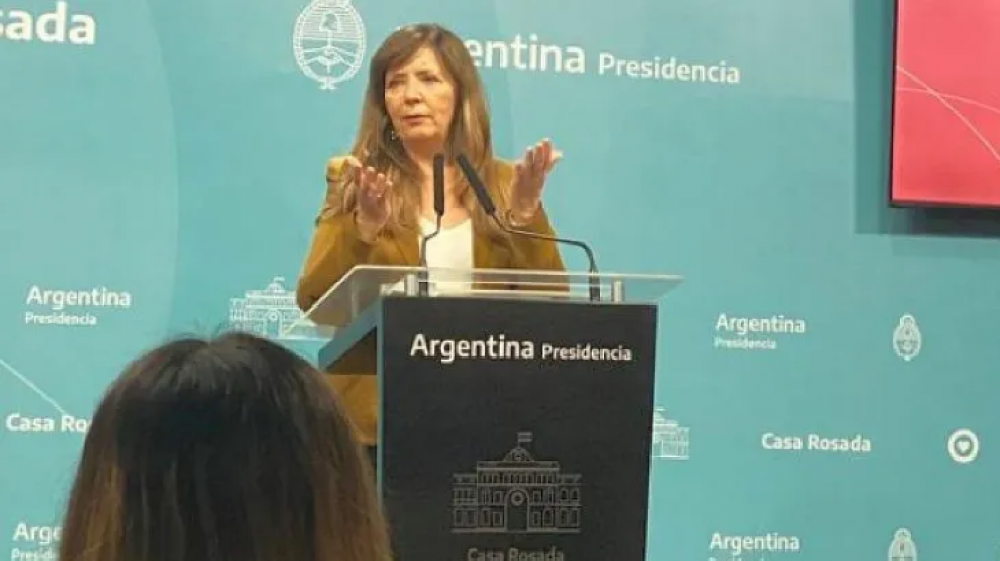 Gabriela Cerruti pidi� disculpas por sus dichos sobre las piedras en homenaje a los muertos de COVID-19