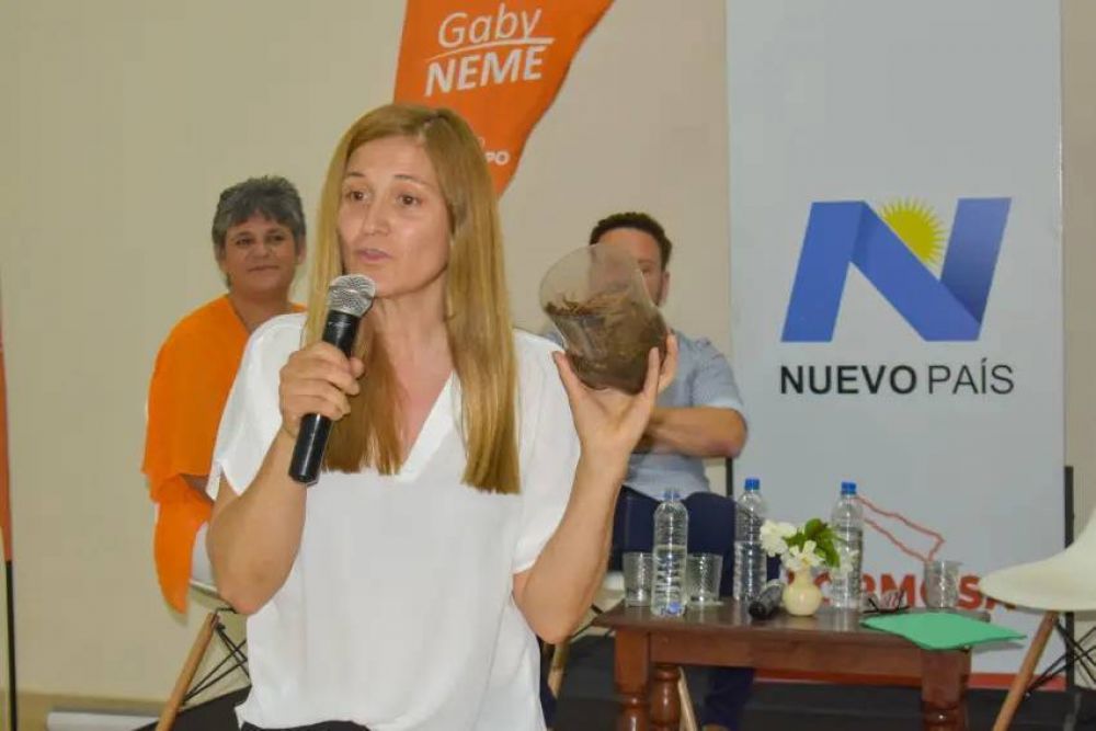 La diputada de La Rioja, Nadina Reynoso, habl sobre compostaje y separacin de residuos en el hogar
