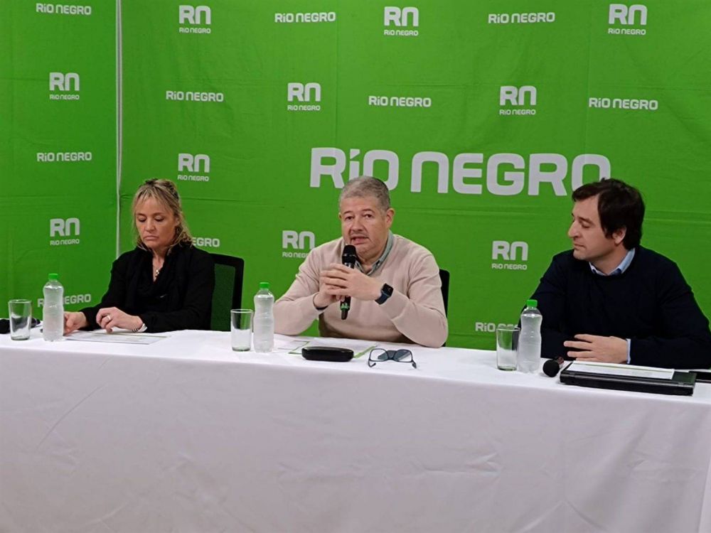 Mientras negocia las paritarias, el gobierno de R�o Negro avisa que no pagar� subas salariales si hay medidas de fuerza de los gremios