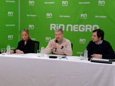 Mientras negocia las paritarias, el gobierno de R�o Negro avisa que no pagar� subas salariales si hay medidas de fuerza de los gremios