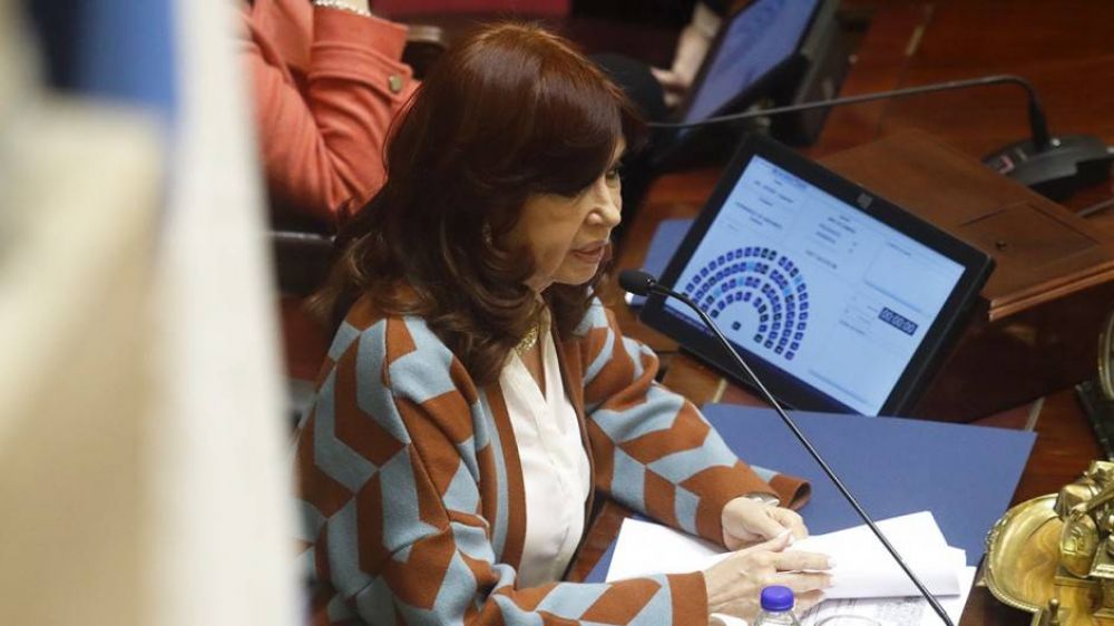 Cristina desafa a Rosatti y propone que el Senado vote en el recinto tres senadores peronistas para la Magistratura