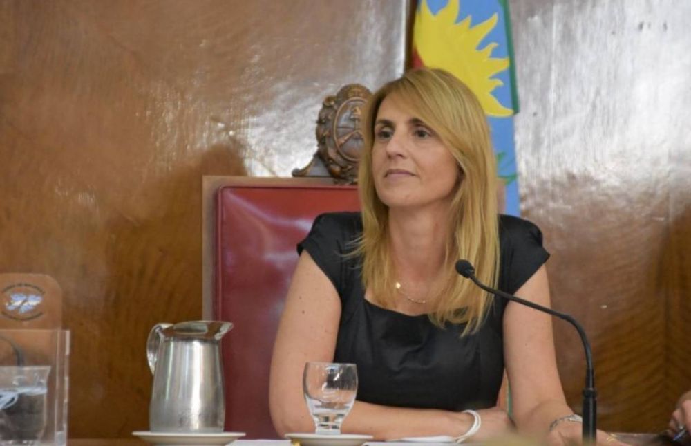 El oficialismo impulsa el 