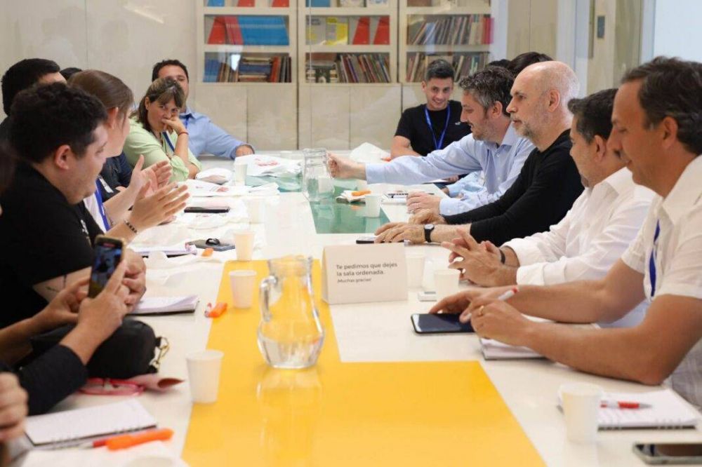 Rodr�guez Larreta recibi� a dirigentes de la Provincia