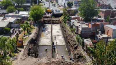 Quilmes: Avanzan las obras de reconstrucci�n y readecuaci�n de los canales del arroyo San Francisco-Las Piedras