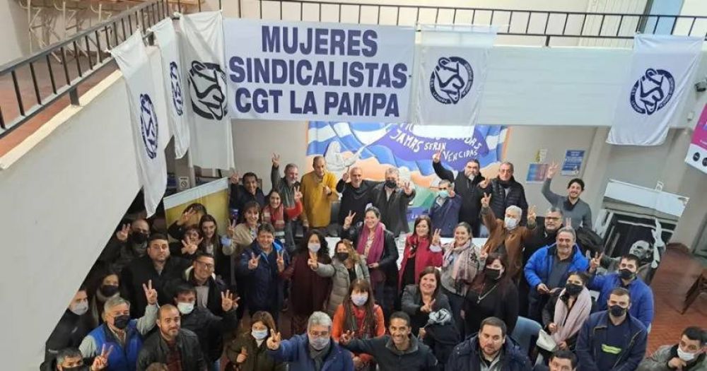 Mujeres sindicalistas apoyan la reeleccin del gobernador Ziliotto