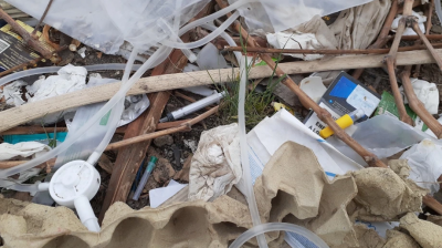 Encontraron residuos patológicos en un contenedor para elementos reciclables en Regina
