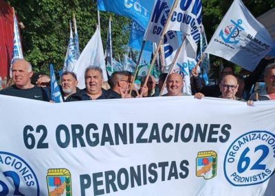 Las 62 Organizaciones Peronistas saludaron a sus compaeros a 50 aos del regreso de Pern