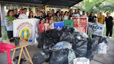 Municipalidad, ONG y vecinos participaron de una nueva jornada del eco canje