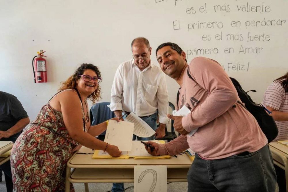 La Provincia avanza con m�s de 3.000 tramites de escrituras sociales