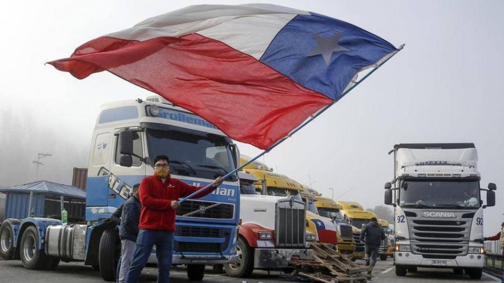 Comenzó la segunda semana del paro de camioneros en Chile