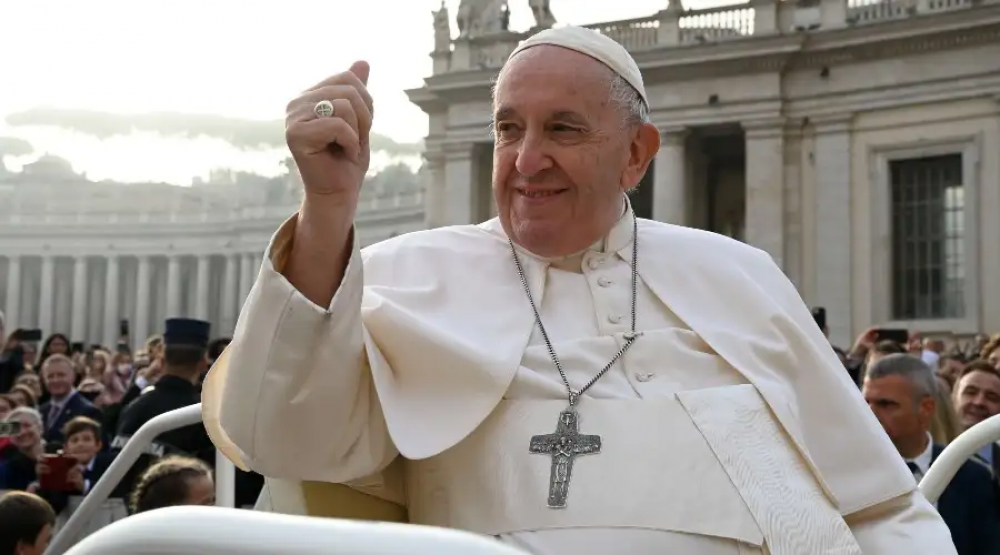 La curiosa historia del solideo que un seminarista regal al Papa Francisco